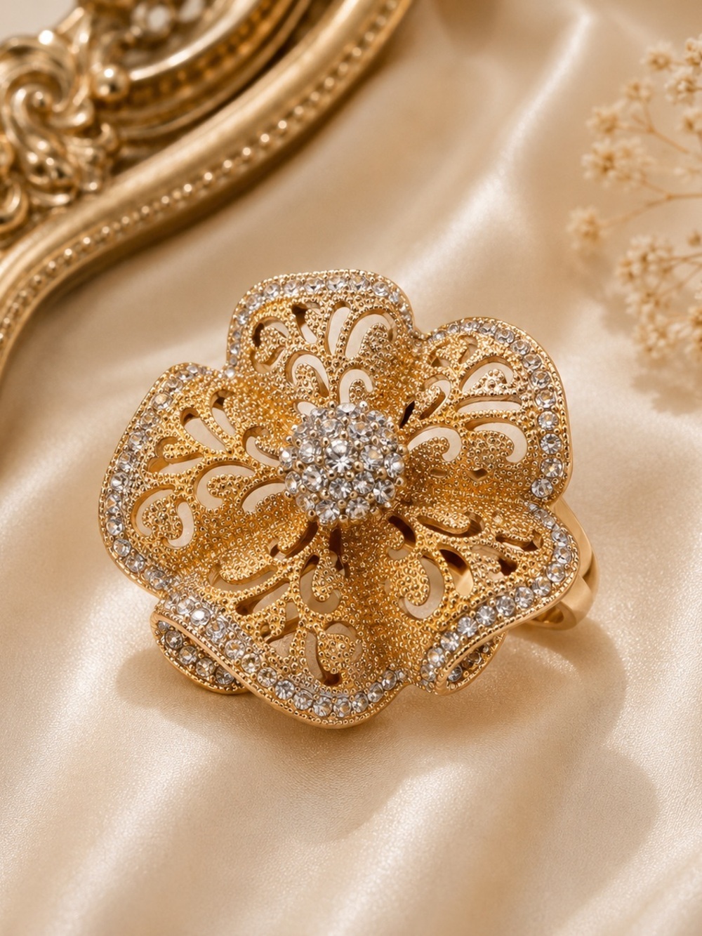 Oversized Gold Floral Rhinestone Statement Ring - Picture 4 of 6